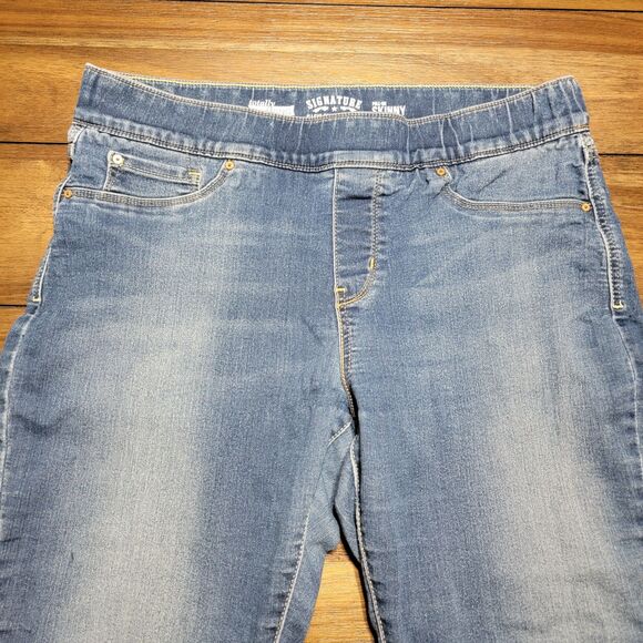 Levi Strauss Signature Pull-On Skinny Denim Jeans Totally Shaping - Size 32 X 30 - Picture 2 of 7